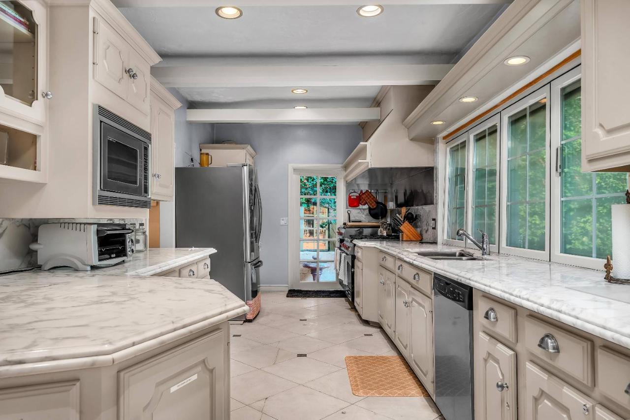 Highland Haven Estate Holiday home Los Angeles
